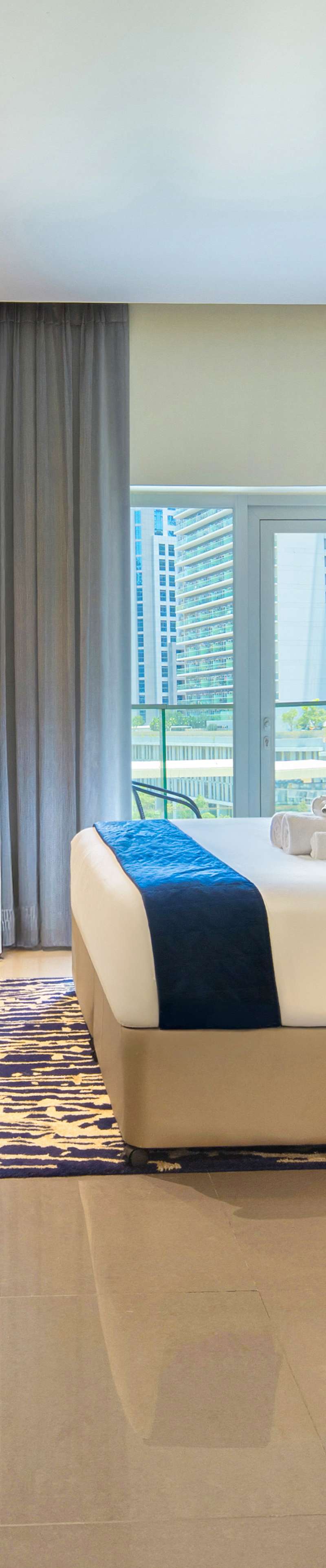 Studio with Pool & Gym DAMAC Majestine, Business Bay, Business Bay