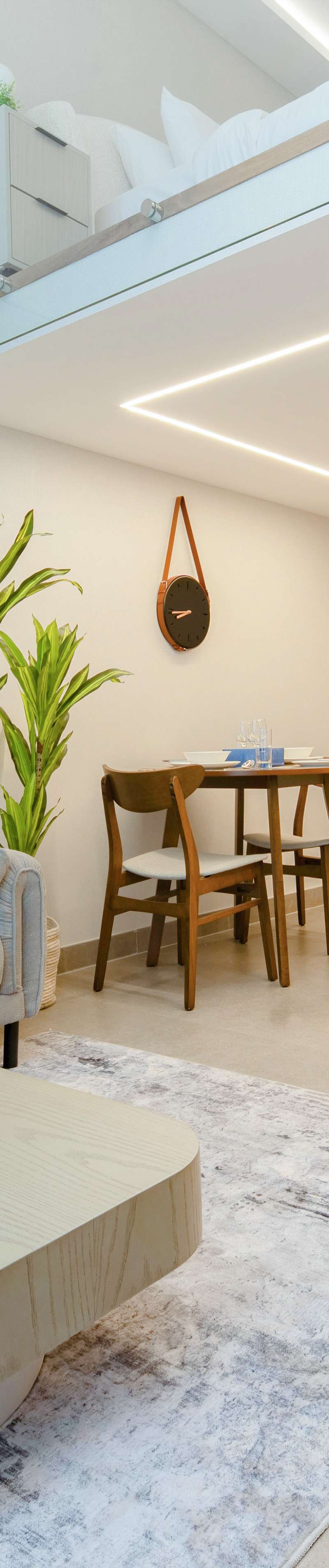 Studio Duplex Retreat, JVC, JVC